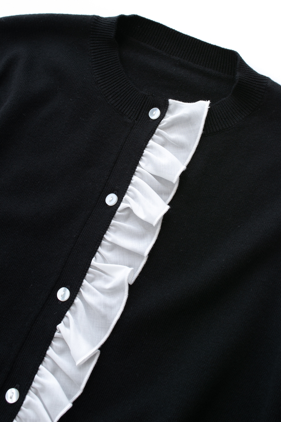 フリルカーディガン/ブラック | TOPS | OBLI