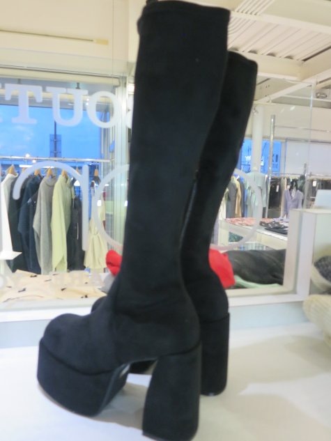 SALE】 EMODA バルキープランプフィットブーツ 0424518702|apricot