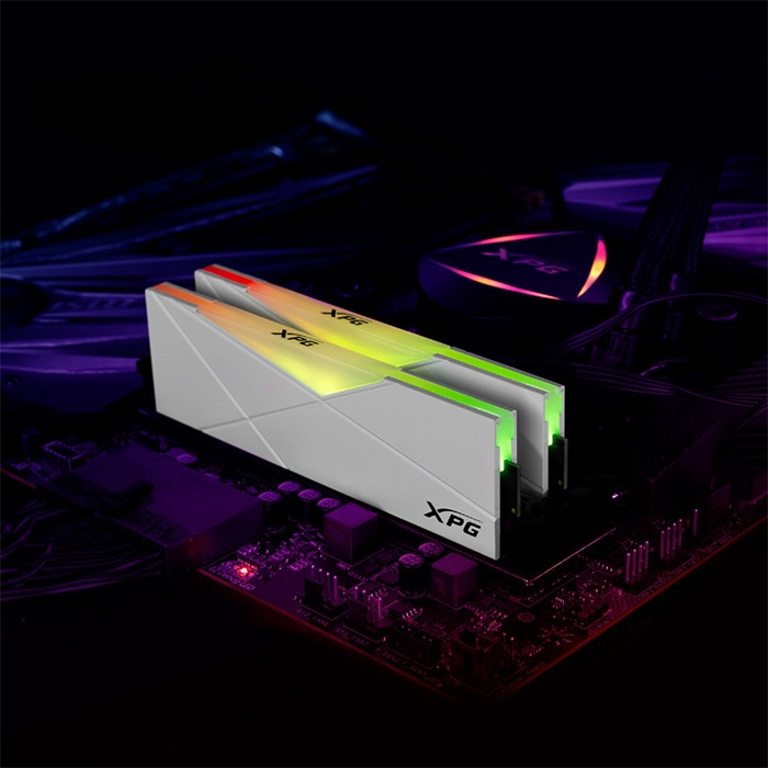 ゲーミングメモリ XPG SPECTRIX D50 DDR4 RGB ホワイト デスクトップPC