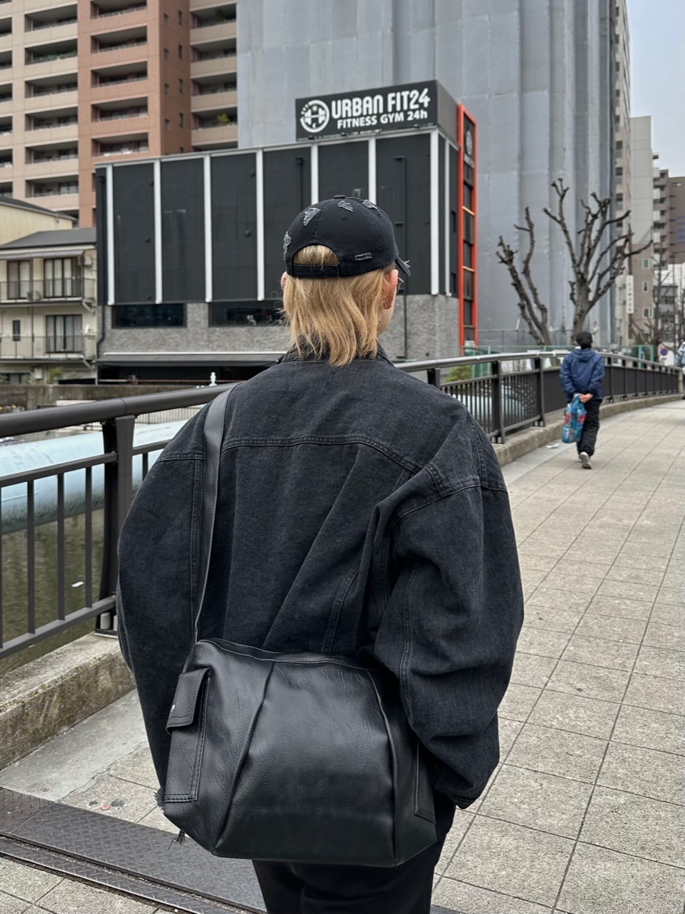 Chikashitsu +】multi pocket shoulder bag / 【チカシツプラス