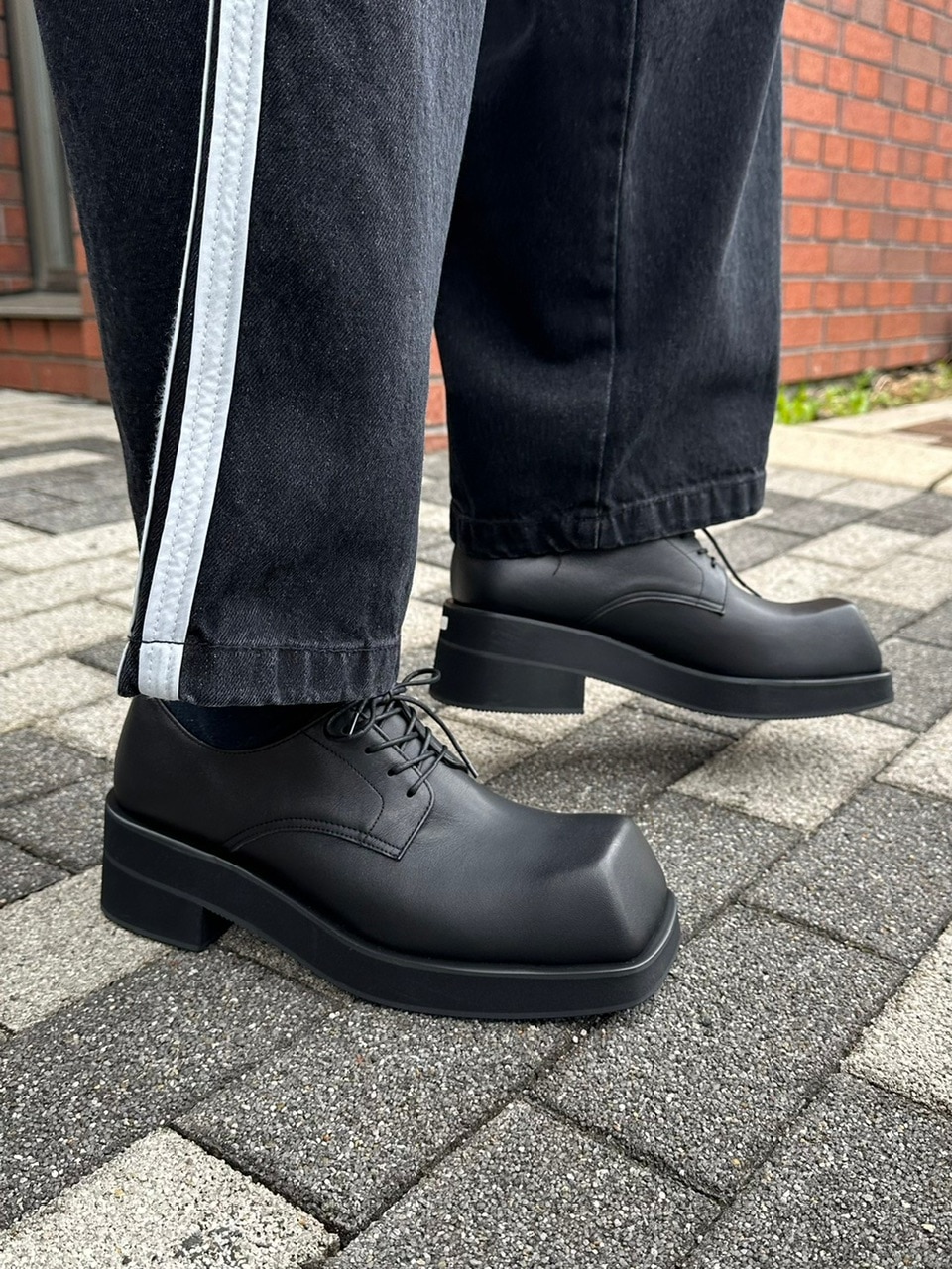 受注制【Chikashitsu +】square toe derby shoes | OUR BRAND