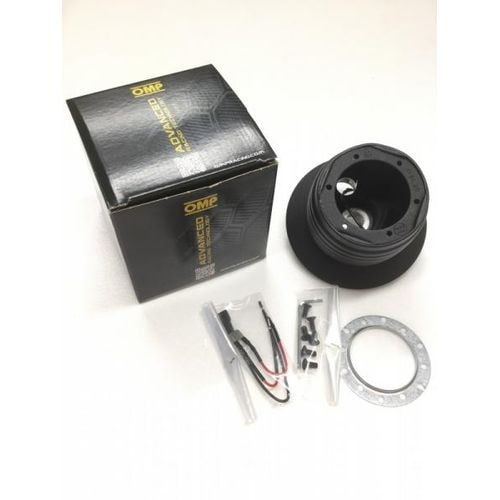 MOMOボス ALFAROMEO 147／159／GT／MITO