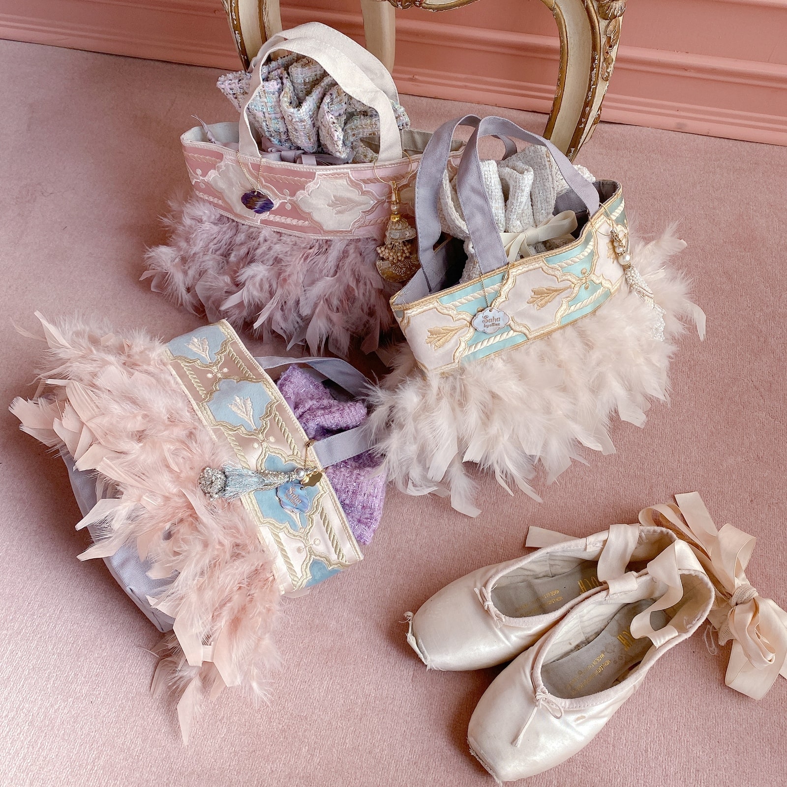 トート Creamy Rococo | BAG,♡Fluffyシリーズ【フェザー】♡