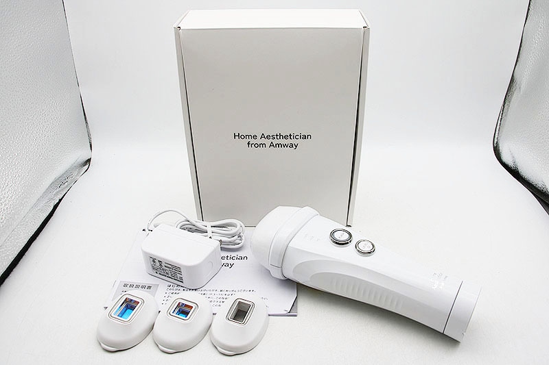 美品】ARTISTRY 美顔器 ARTISTRY 美顔器 EMSローラー アムウェイ