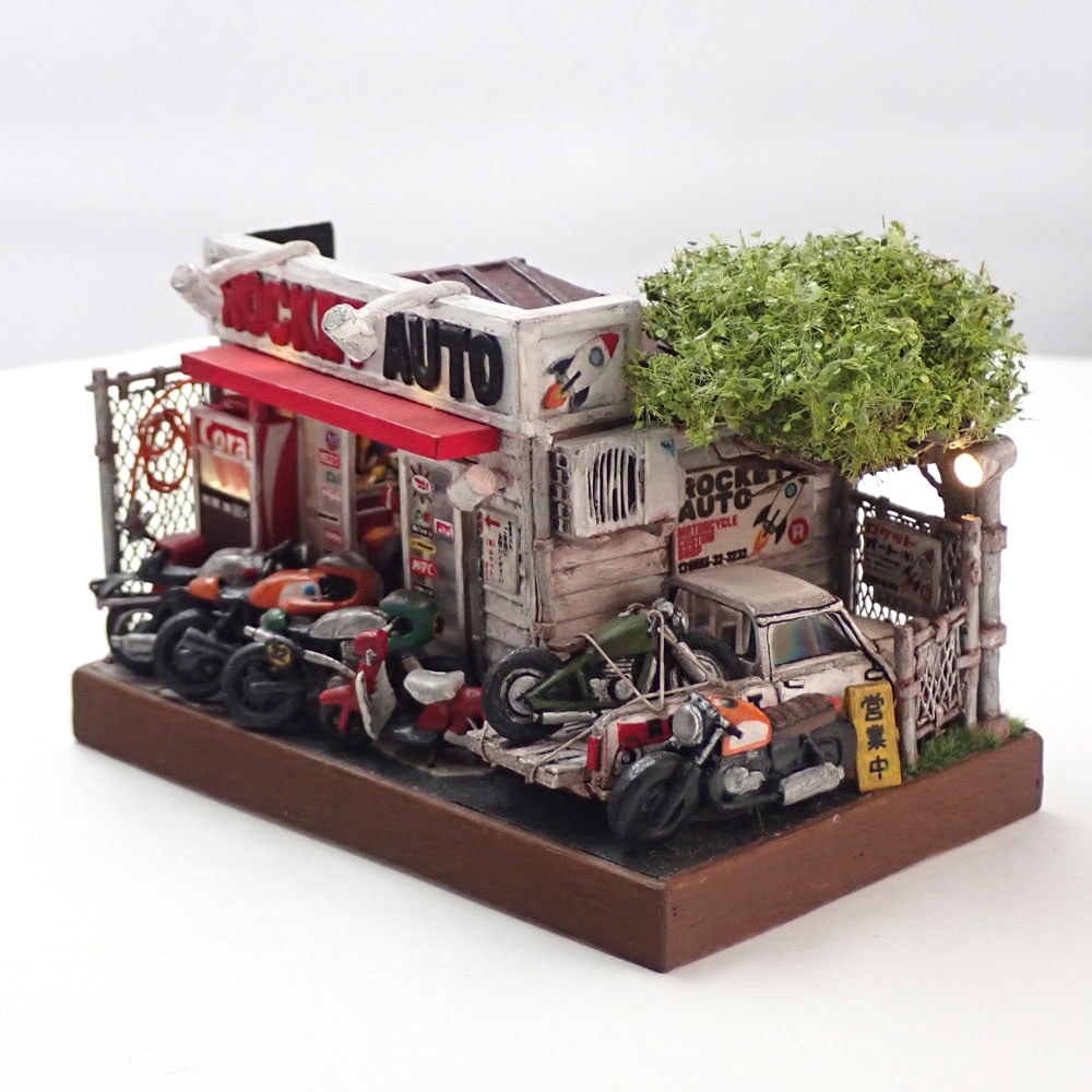 情景箱「ROCKET AUTO」 ：情景箱 塗装済完成品 1/64 | 完成ジオラマ