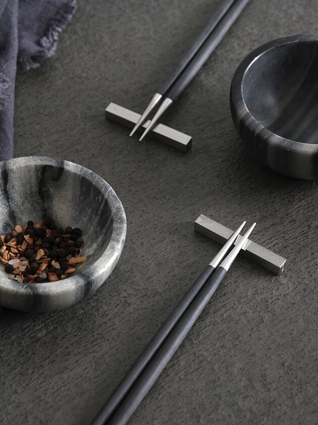 Cutipol 箸&箸置きセットGOA BLACK x SILVER クチポール ～ サラグレース