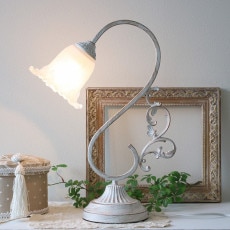 シェリートライフル |照明・シャンデリア,テーブルランプ |デザイン