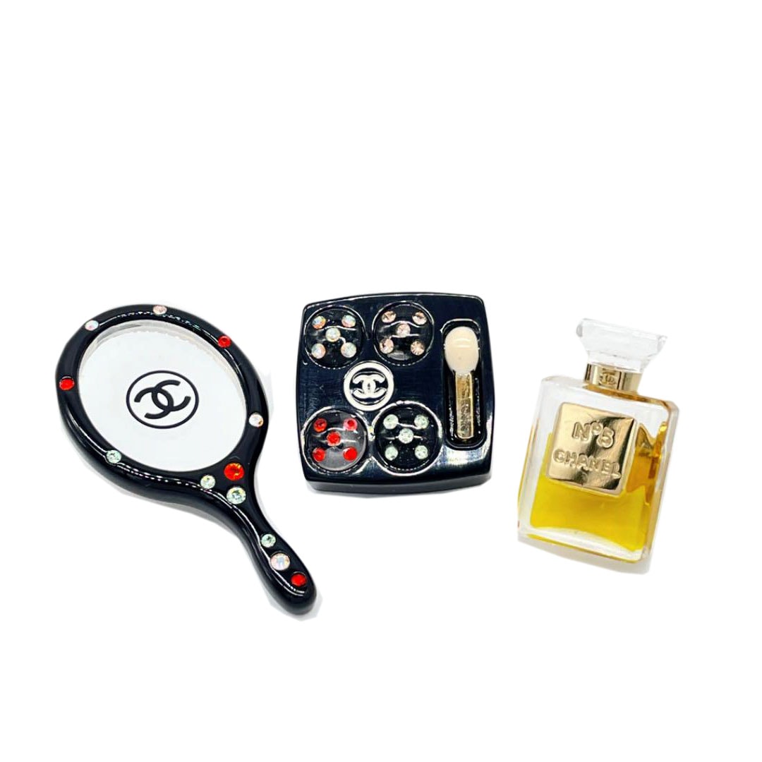 CHANEL シャネル ピンブローチ 香水 手鏡 アイシャドウ 3点セット 04A