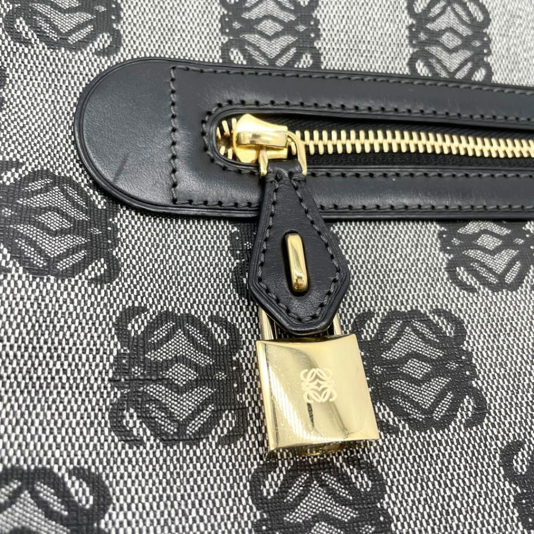 LOEWE ロエベ アナグラム ショルダーバッグ PVC レザー グレー