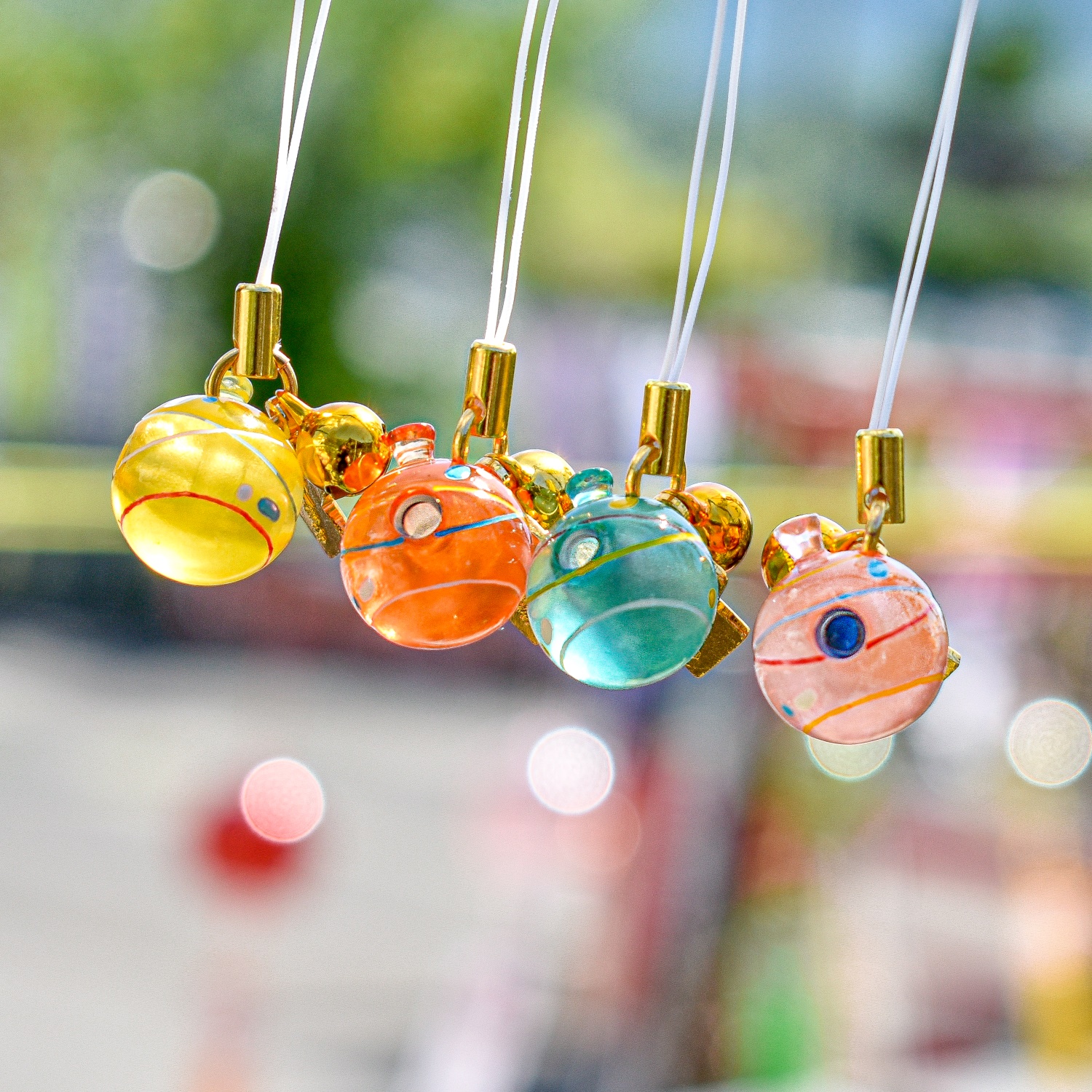 開運 夏守り 覗ける水風船型のお守り 全4色｜白崎八幡宮
