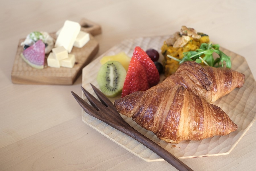 ノエルページ パン木皿 吉野産檜 約15×18センチ 10枚 奈良でつくられて