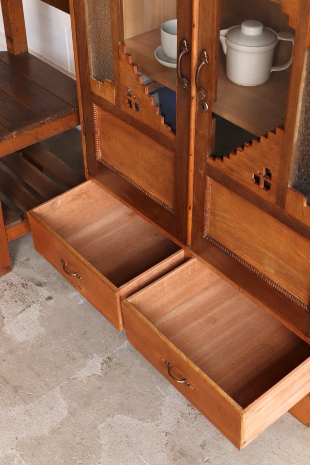ガラス戸棚 | 全ての商品 - 古家具古道具 そうすけ