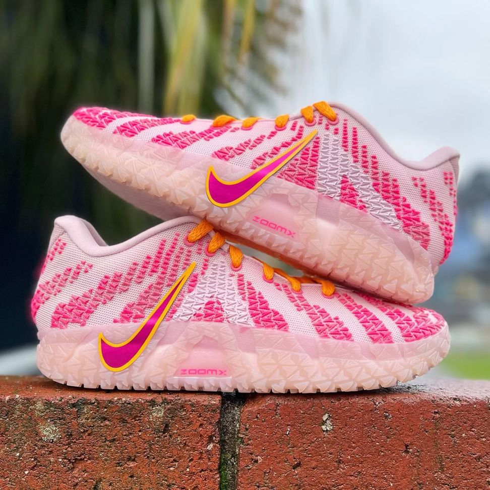 NIKE JA 3 EP 'VALENTINE'S DAY' ナイキ ジャ 3 ジャ モラント 小さい