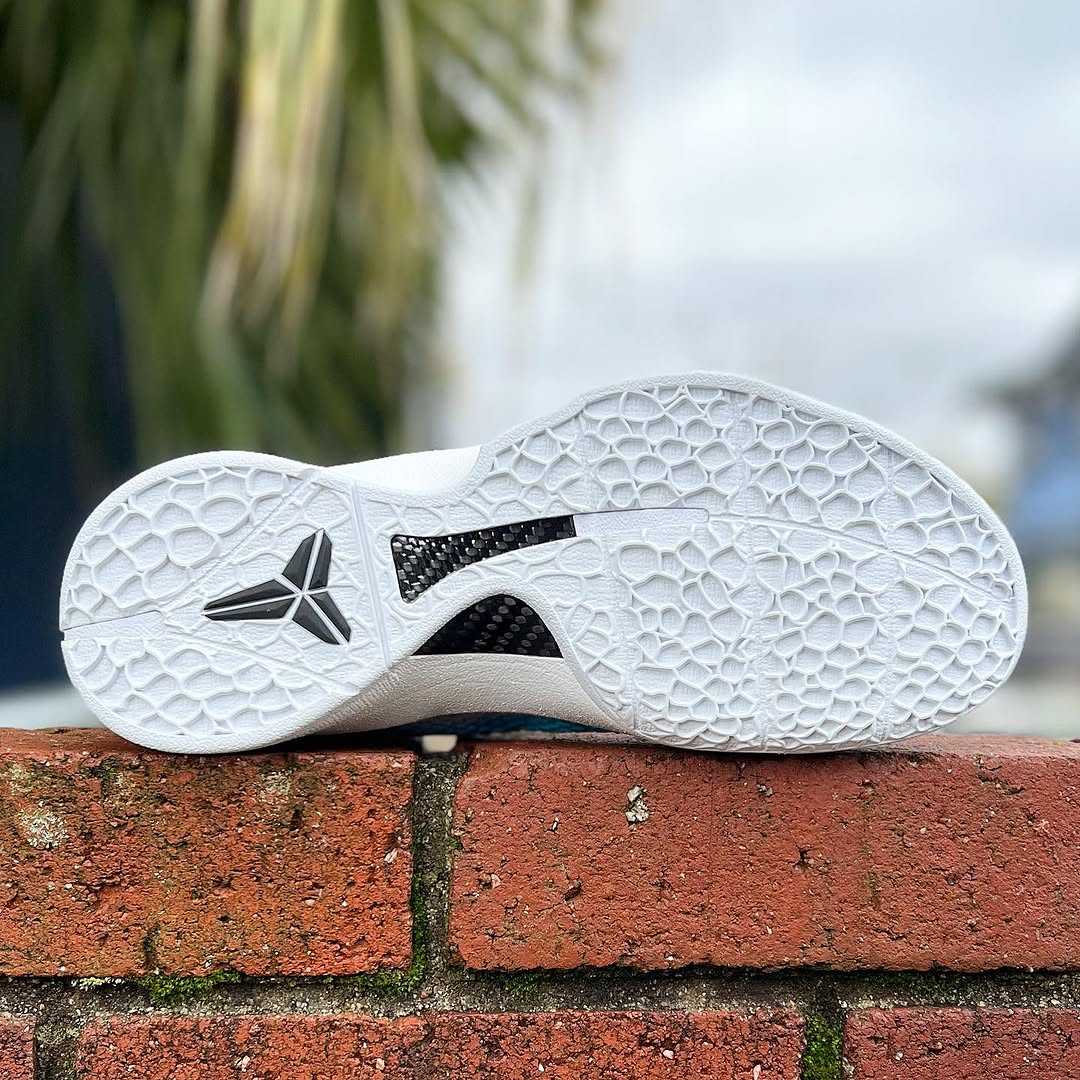 NIKE KOBE 6 PROTRO 'CAITLIN CLARK' ナイキ コービー 6 プロトロ