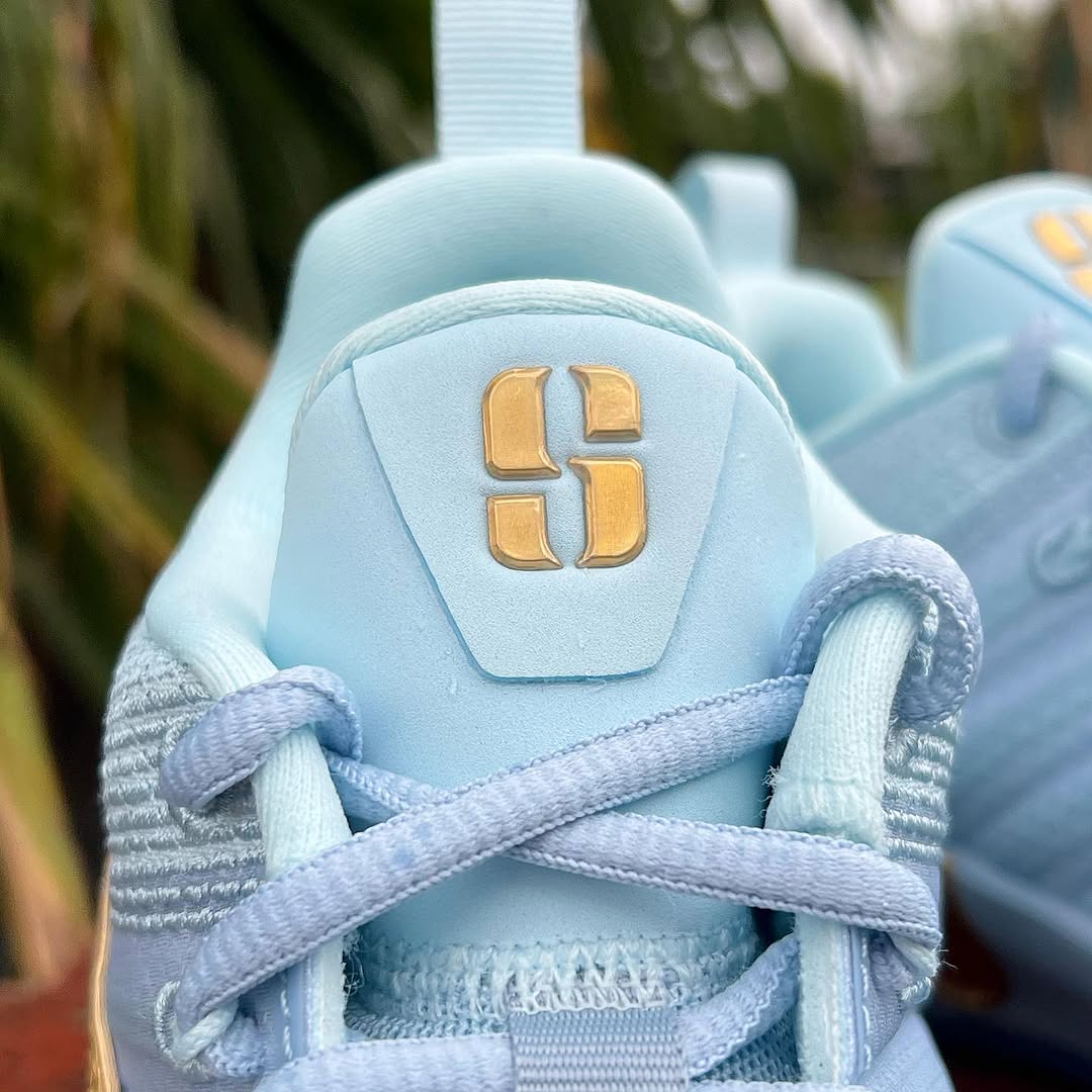 NIKE SABRINA 3 GS 'BLUE PRINT' ナイキ サブリナ 3 キッズ 女性