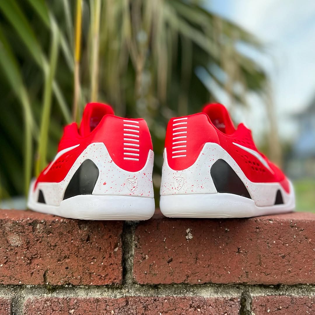 NIKE KOBE 9 EM LOW PROTRO GS ナイキ コービー 9 プロトロGS 【BOY'S