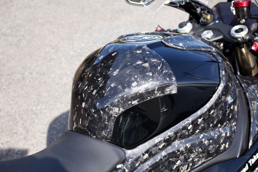 SPEEDRA タンクパッド ドライカーボン | すべての商品 | | 株式会社SSK