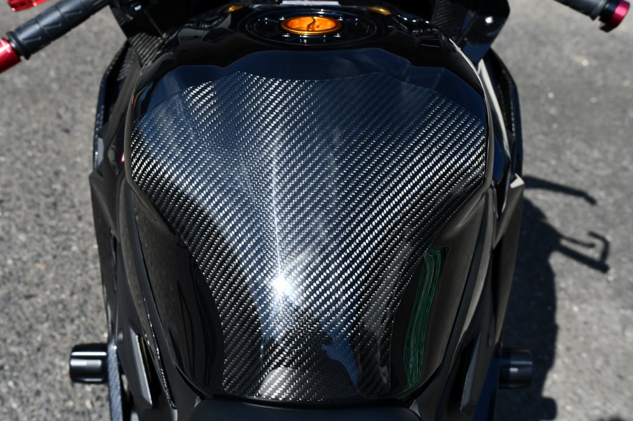 隼 HAYABUSA用 SPEEDRAタンクトップカバードライカーボン SPEEDRA