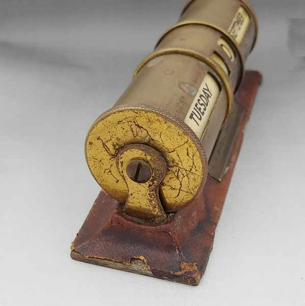 パーペチュアル・デスクカレンダー ドラム型 アメリカ製 ブラス・革