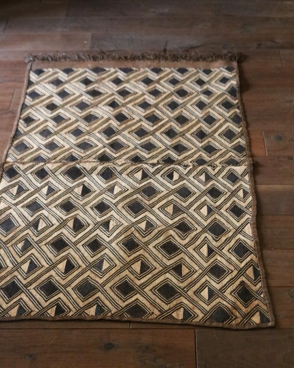 アフリカンテキスタイル クバ布（草ビロード）ロング