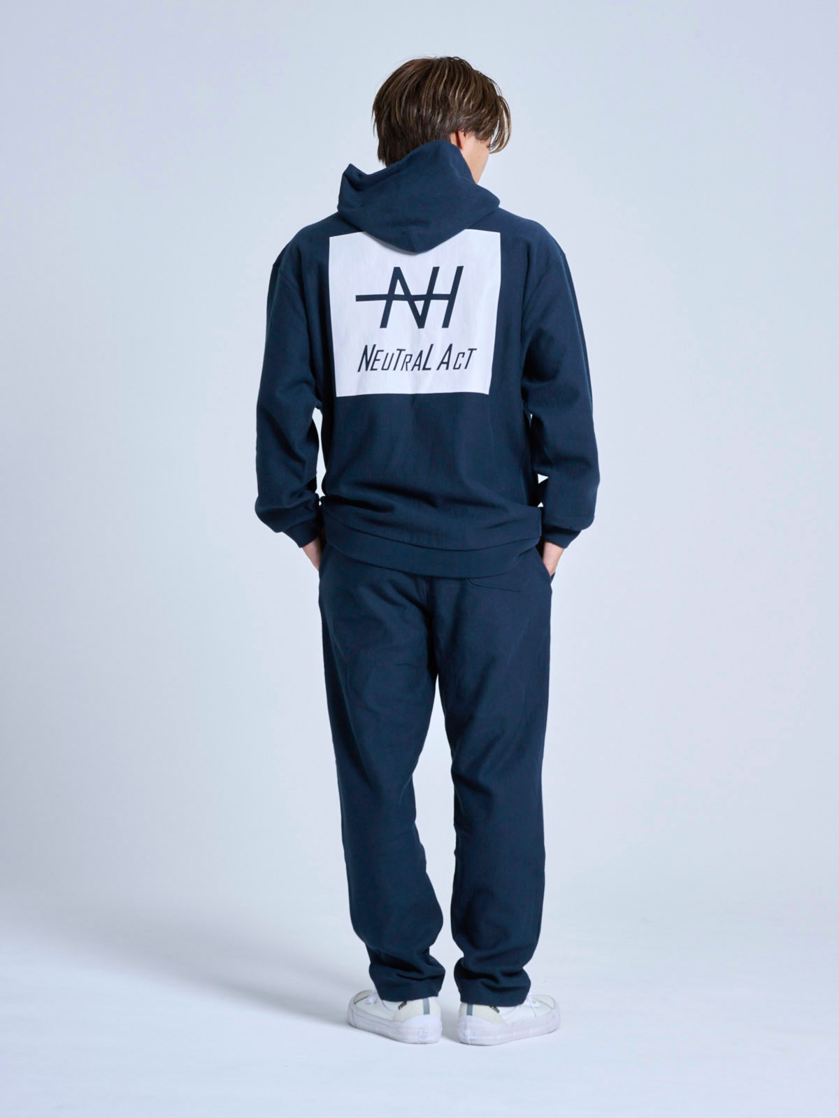 32_000000002123.jpg?1730174659