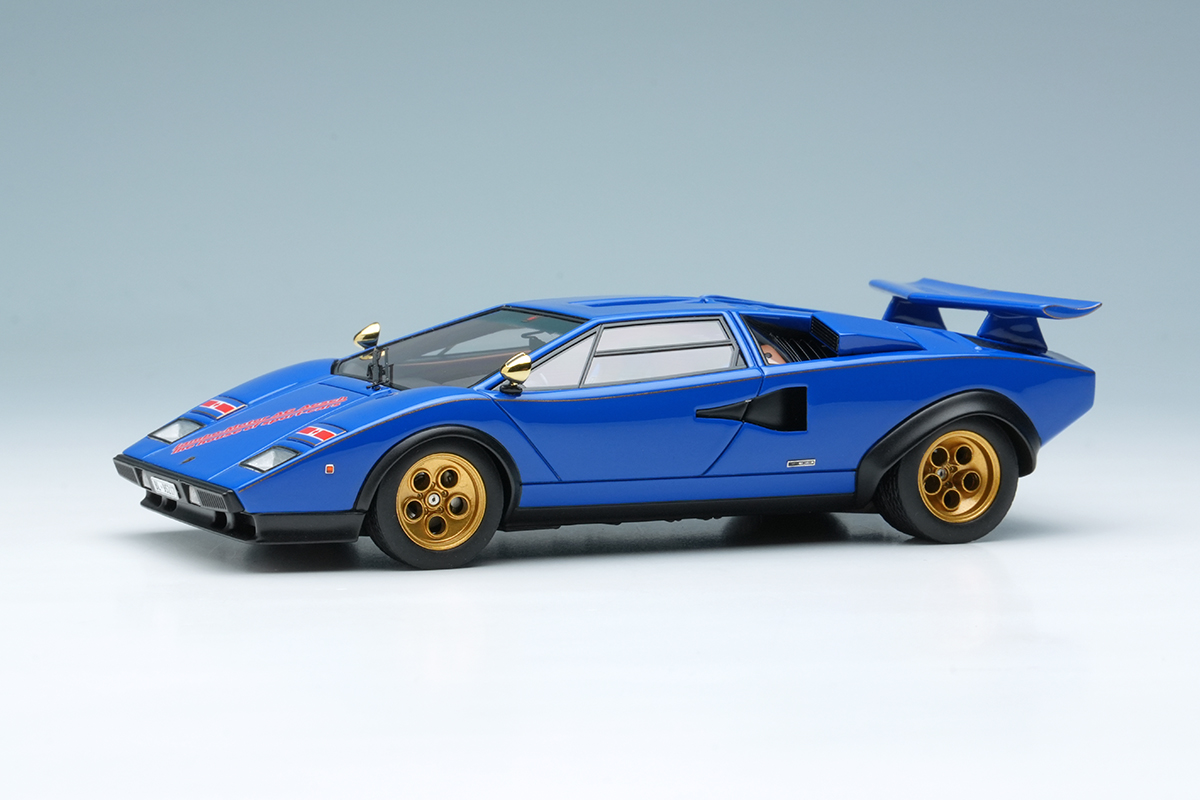Make Up Co., Ltd. / Lamborghini Countach LP500S 