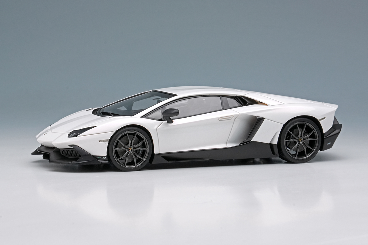 Make Up Co., Ltd. / Lamborghini Aventador LP720-4 50° Anniversario