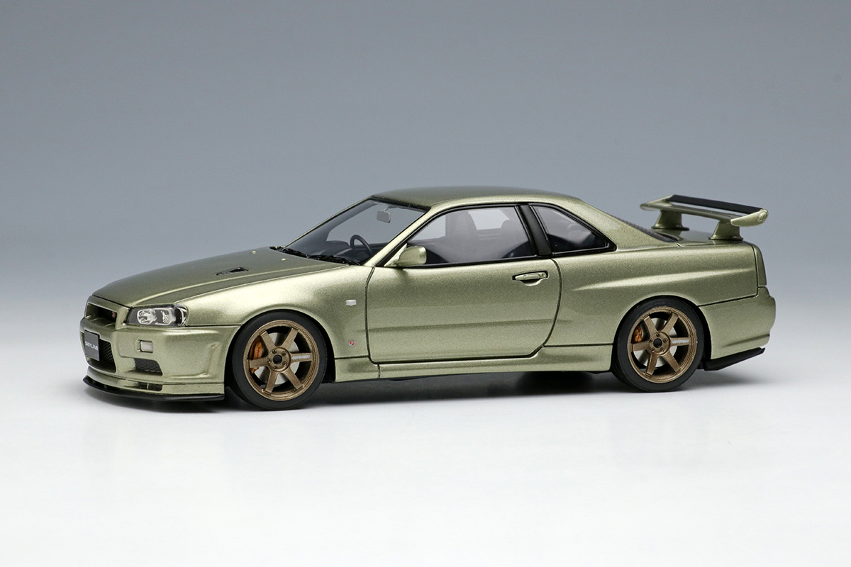 Make Up Co., Ltd. / Nissan Skyline GT-R (BNR34) V-spec II Nur 2002