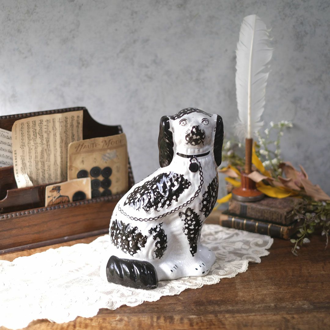 スタッフォードシャードッグとは アンティークショップMALTO