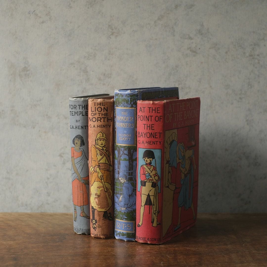 アンティーク本 イギリスの古い児童書 カラフルな表紙の通販