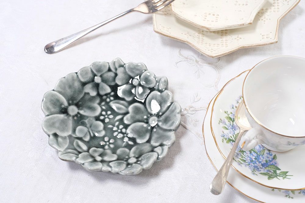 花柄装飾 八角形陶器バスケット