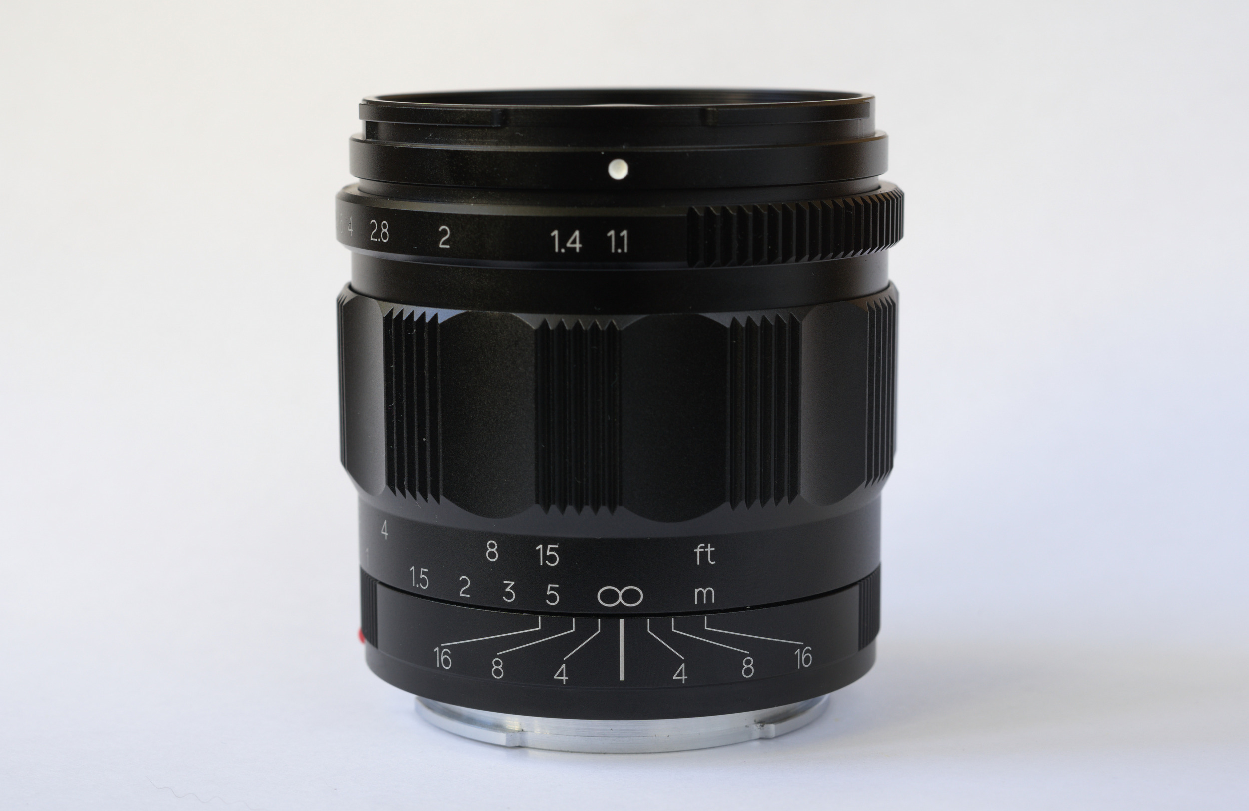malykh.com notes: Noname [OEM] 50/1.1 (Sony FE/E): Full-frame lens