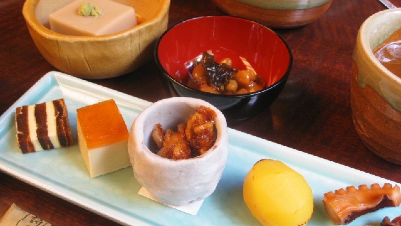 天皇陛下の普段のお食事は？意外と平凡だけど、食材は究極の