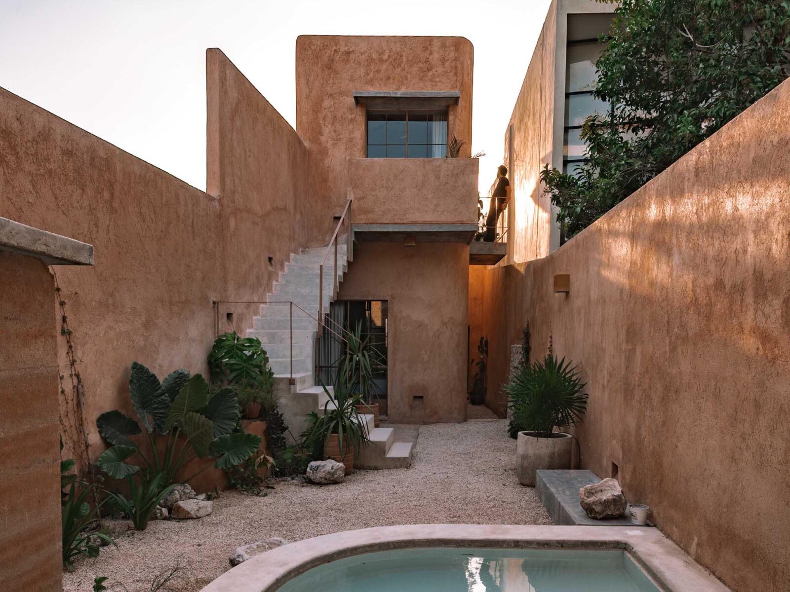 設計図ではなく「発見」から展開するプロセス型の住宅〈Portal 62