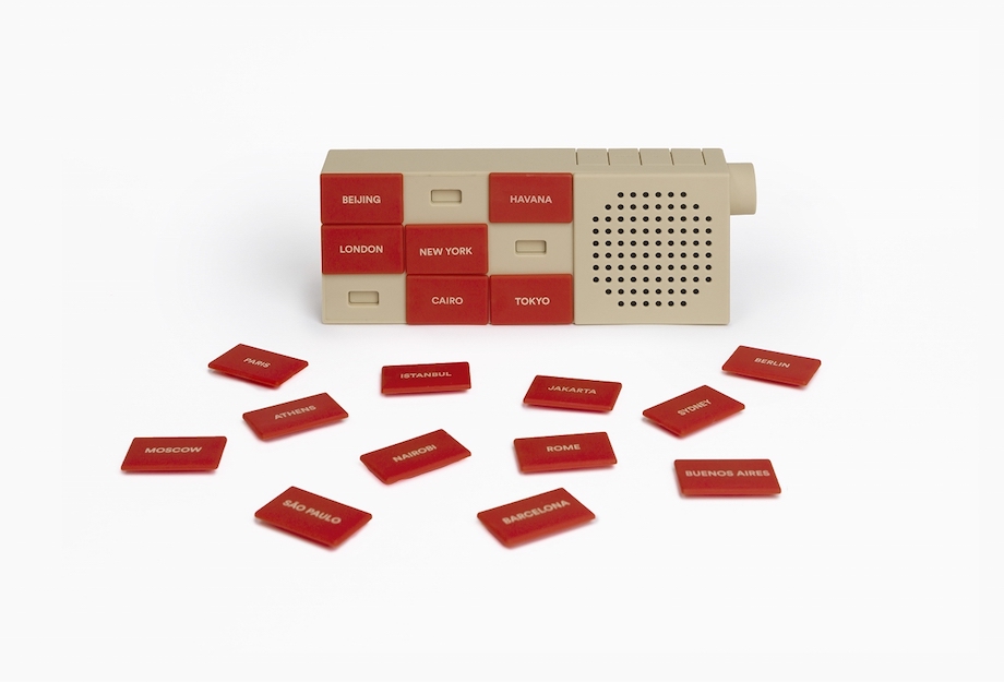 世界18都市のラジオ放送が聴けてボタンもカスタマイズできるbluetooth