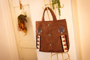 バズ・ライトイヤーのアストロブラスター素材をアップサイクル「東京