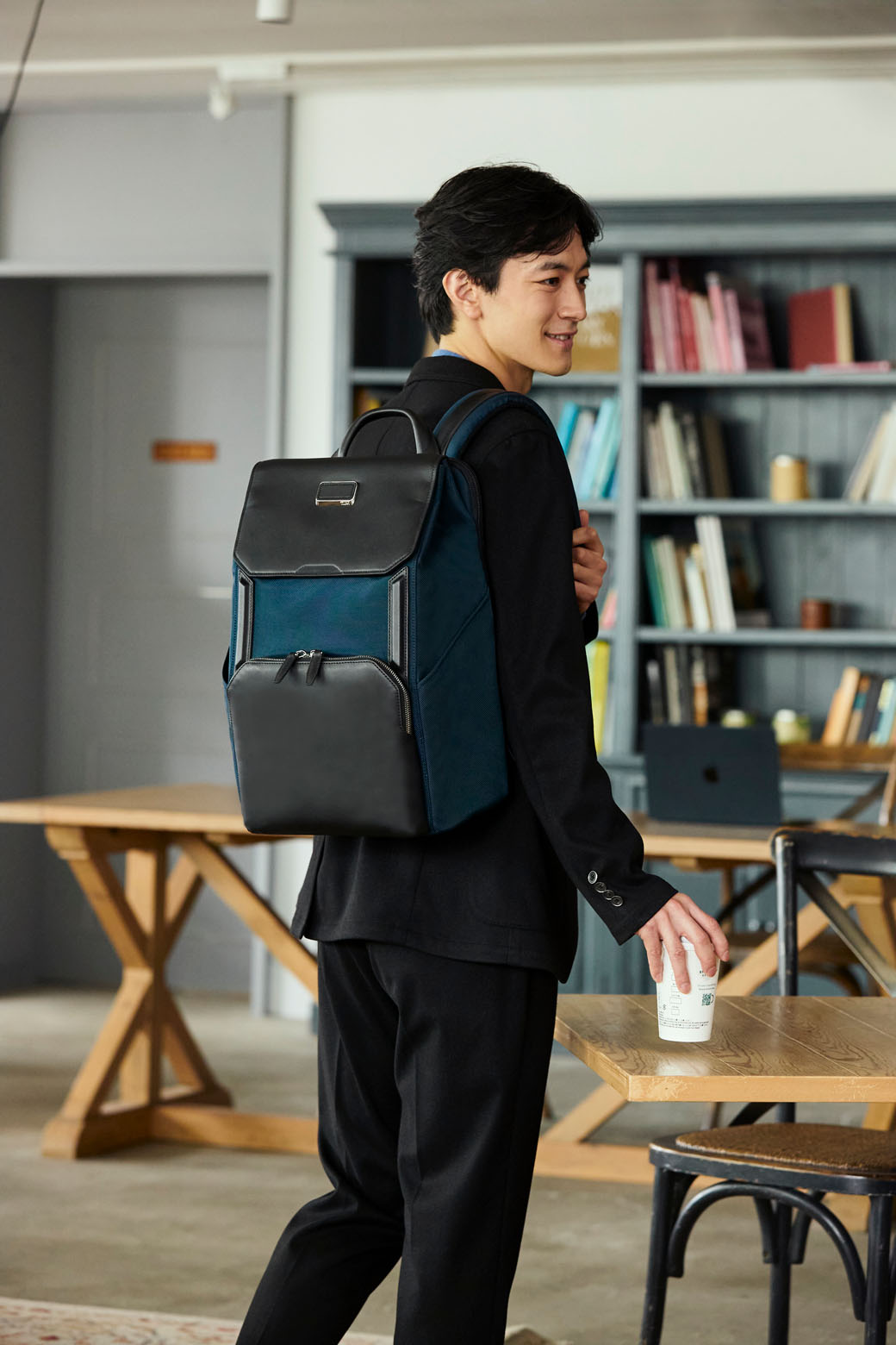 行動的なビジネスパーソンを強力にサポートするトゥミのJARVIS（ジャー