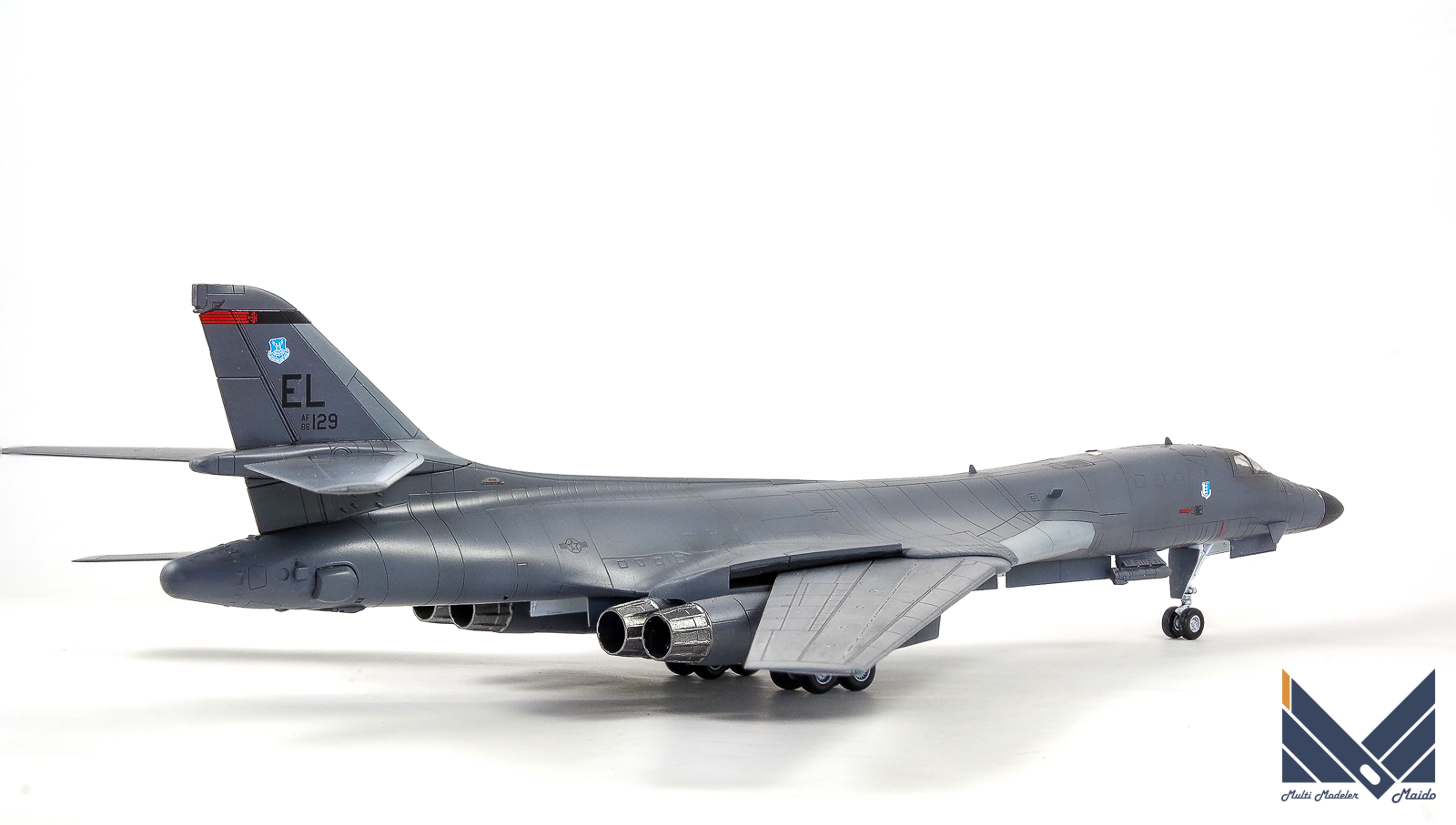 アカデミー 1/144 B-1B ランサー 完成品 academy | 模型工房M