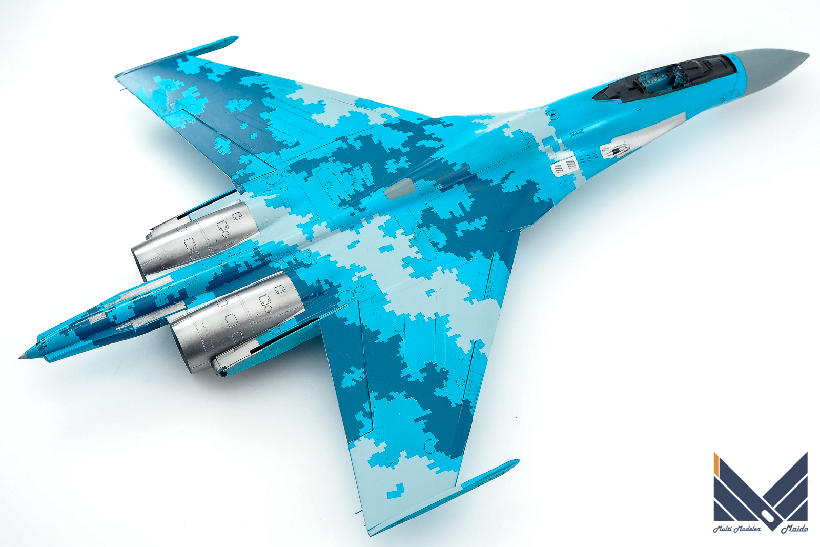 グレートウォールホビー 1/48 Su-27 フランカーB 製作4 デカール1