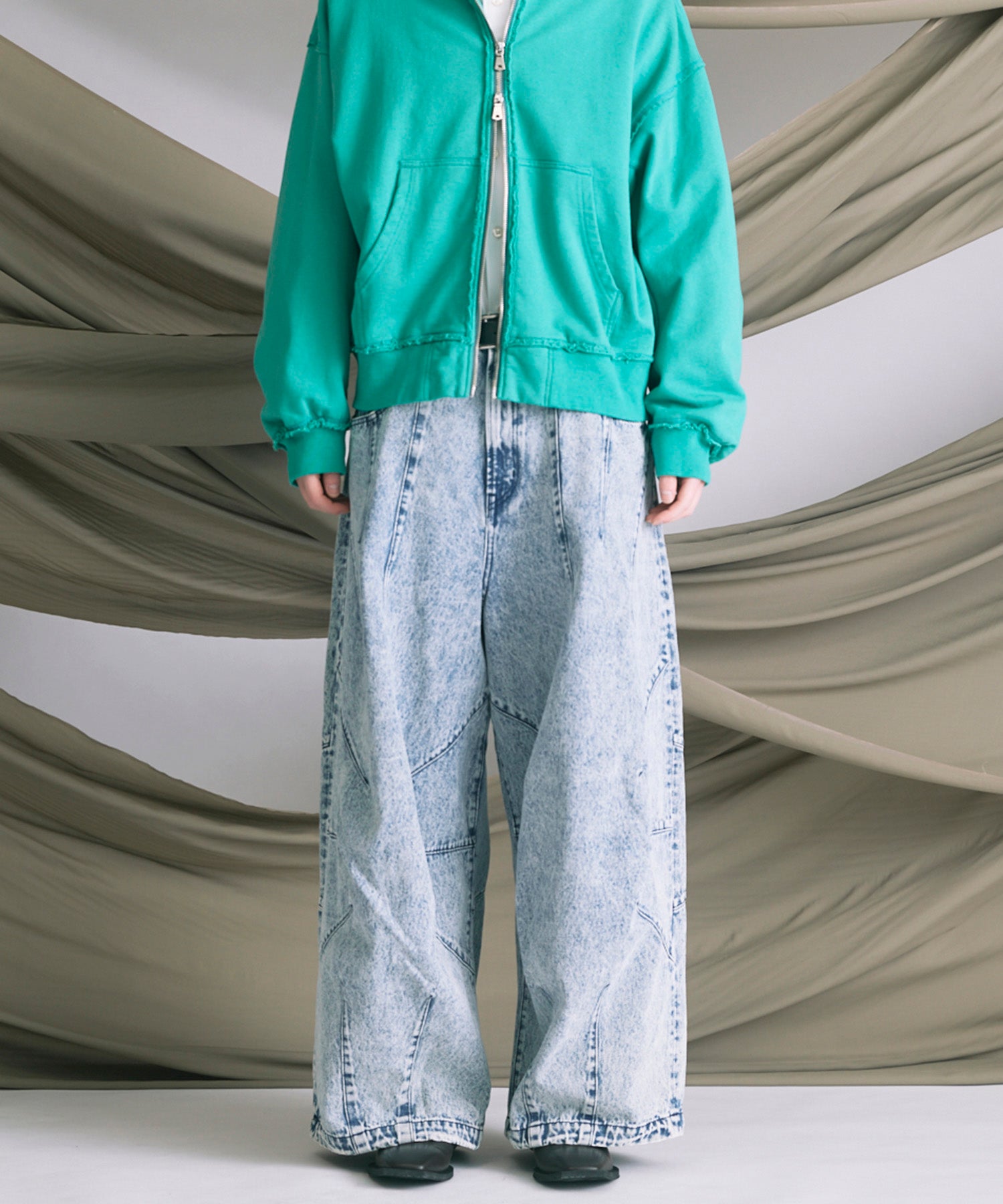 Prime-Wide Denim Balloon Pants