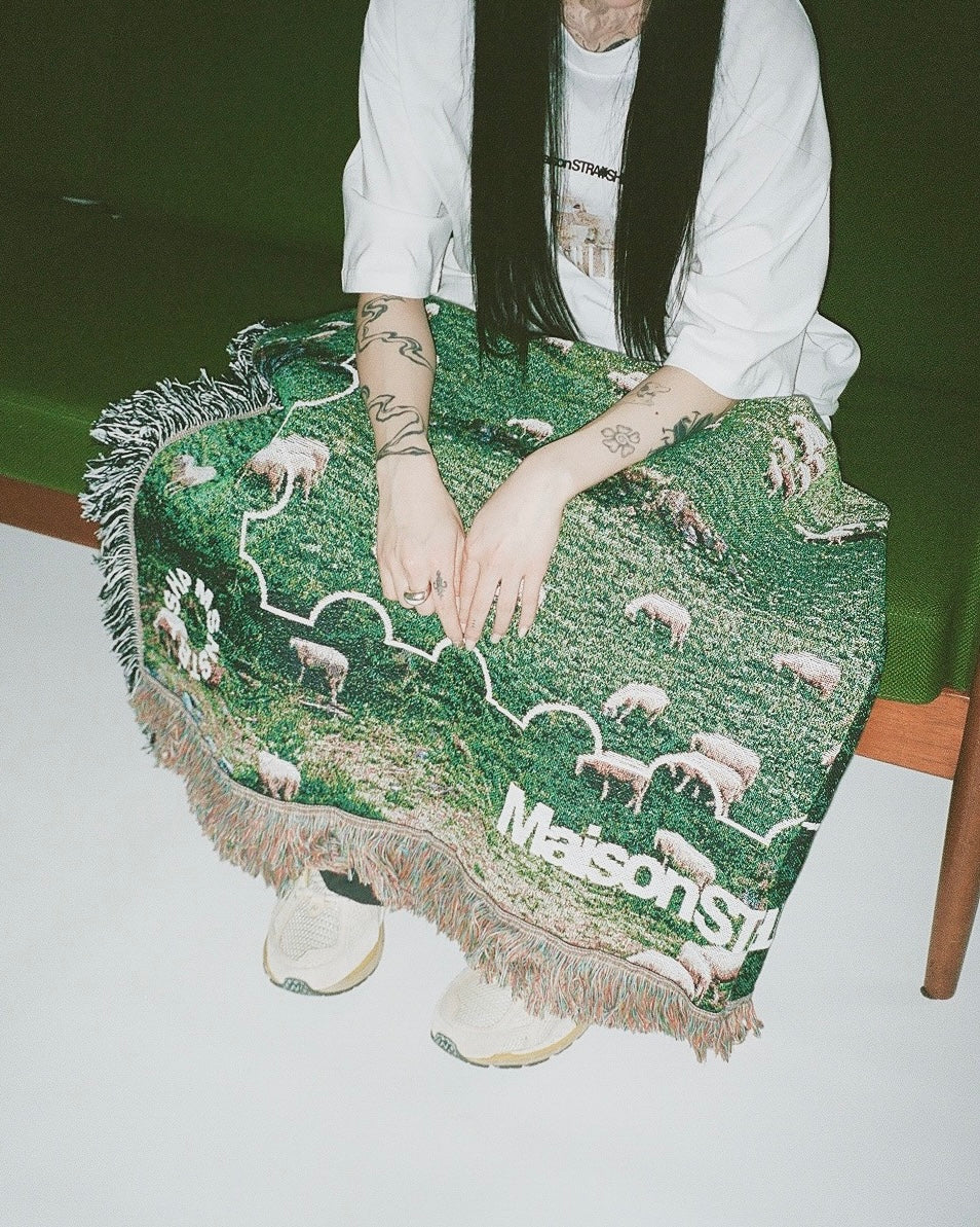 メゾンストレイシープ ラグ STRAYSHEEP RUG