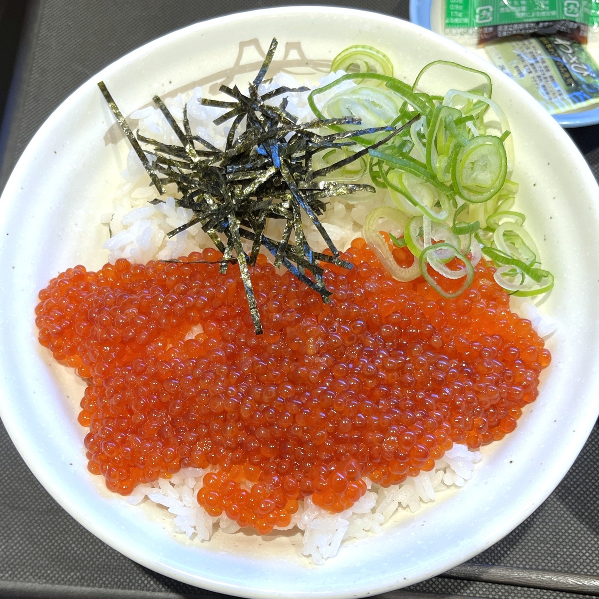 半年に1回の贅沢（笑）松屋ポイントを使用して『いくら丼（大盛）』を