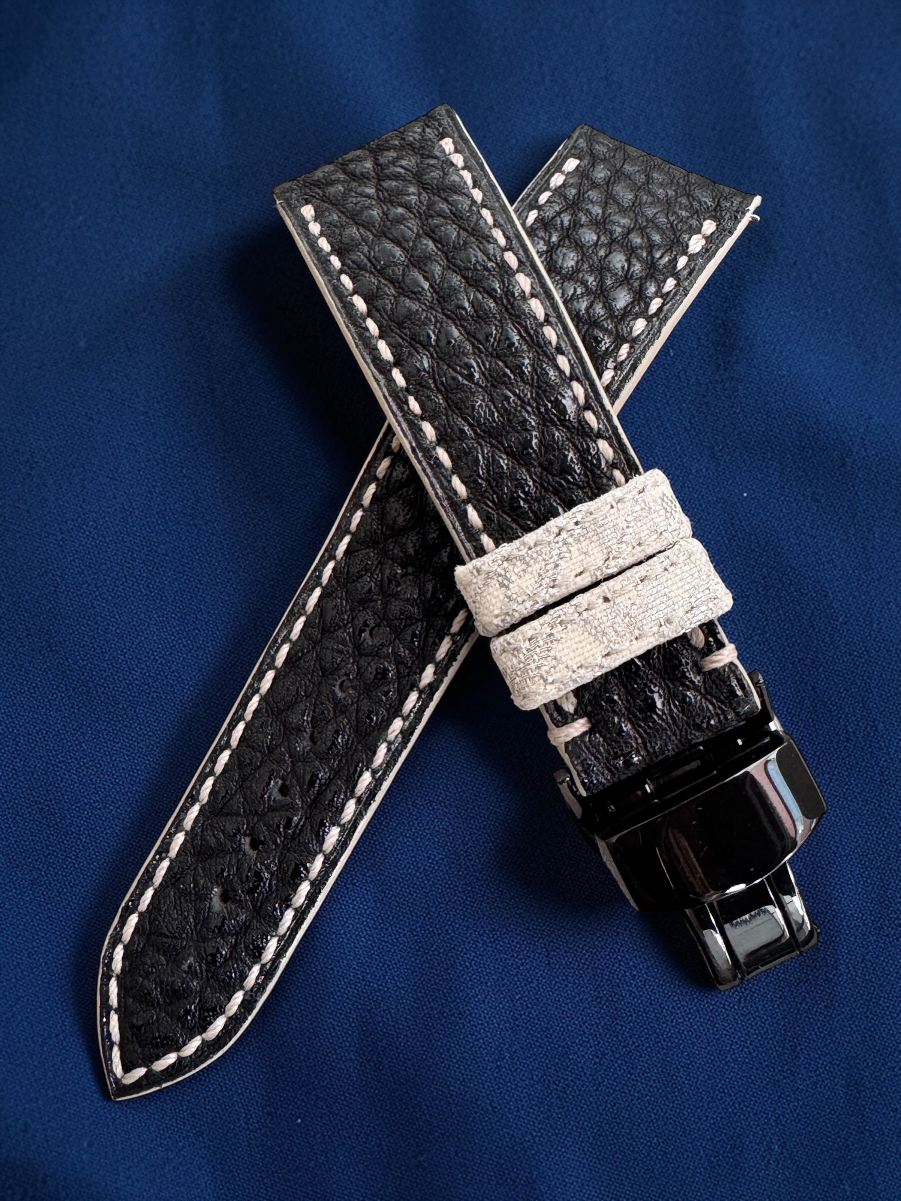 坂本商店 姫路黒桟革 – 松下庵