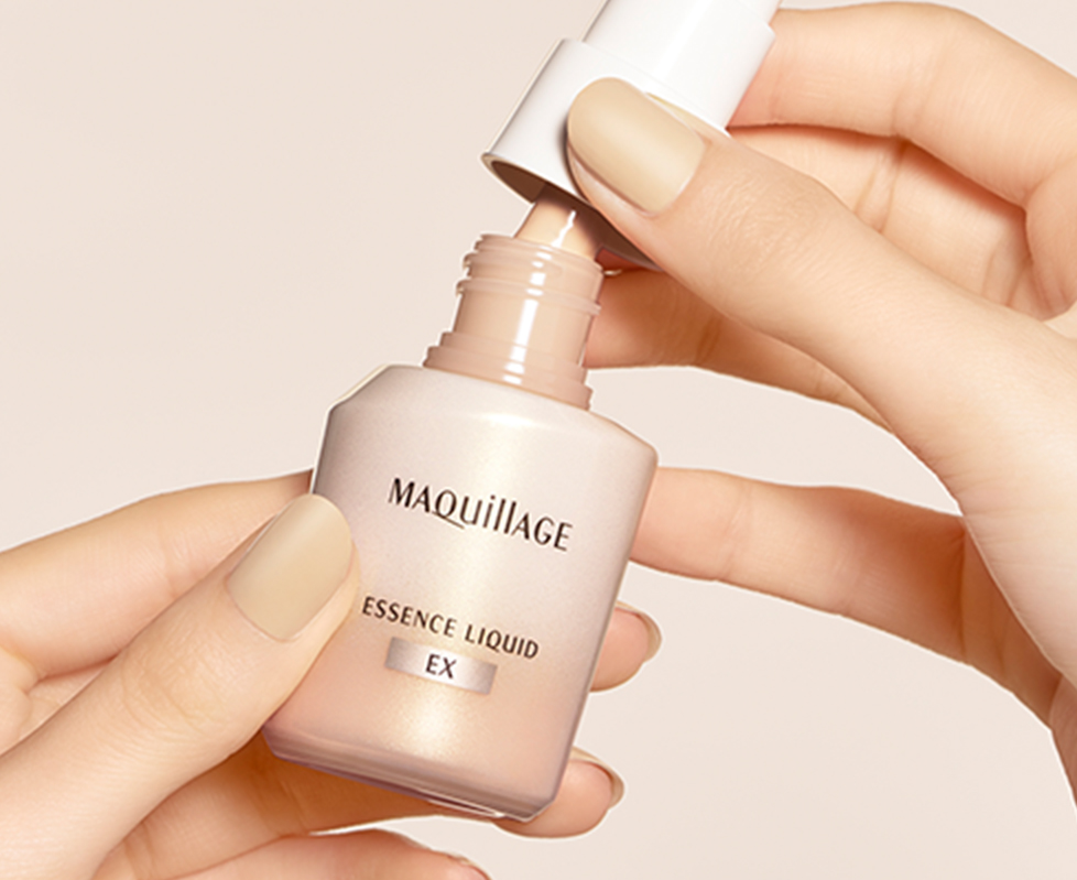 エッセンスリキッド EX ブライトグロウ| MAQuillAGE（マキアージュ