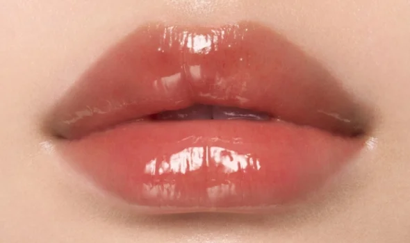 リップグロウボム | MAQuillAGE | 資生堂