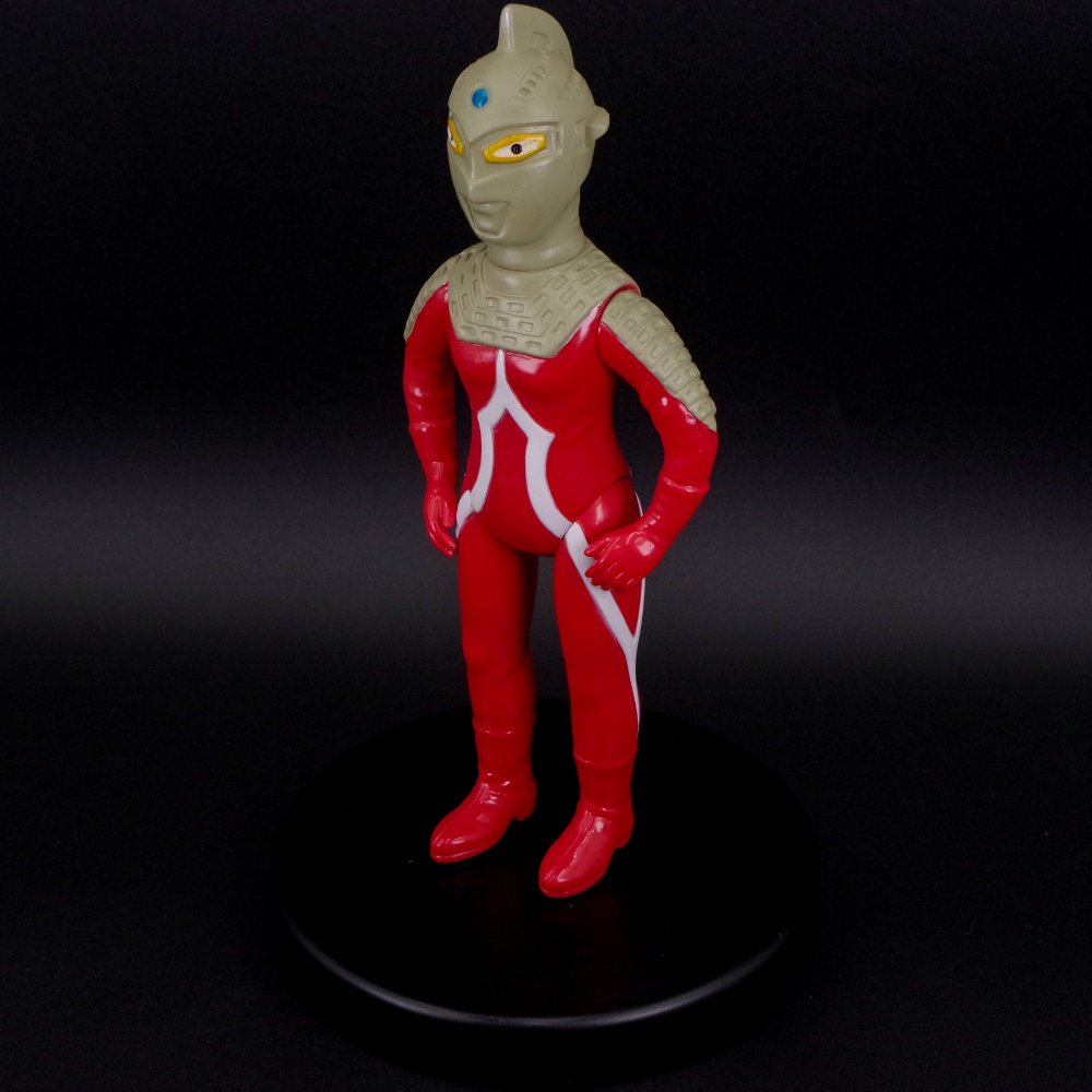 ブルマァク 怪獣シリーズ Sウルトラセブン(昭和レトロカラー) | 商品