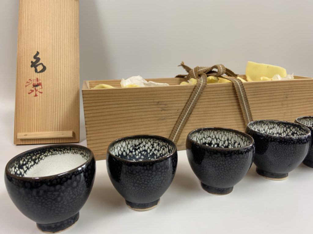 買取作家】清水卯一（しみず ういち） -鉄釉を使った独創的な創意