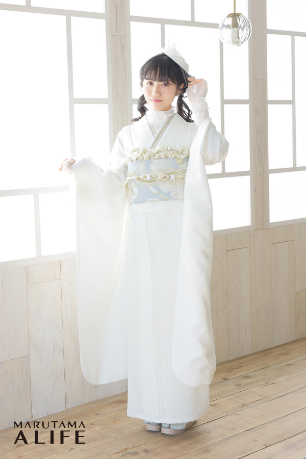 白×ゴールド×シルバー×アイボリー｜成人式振袖【エーライフ】