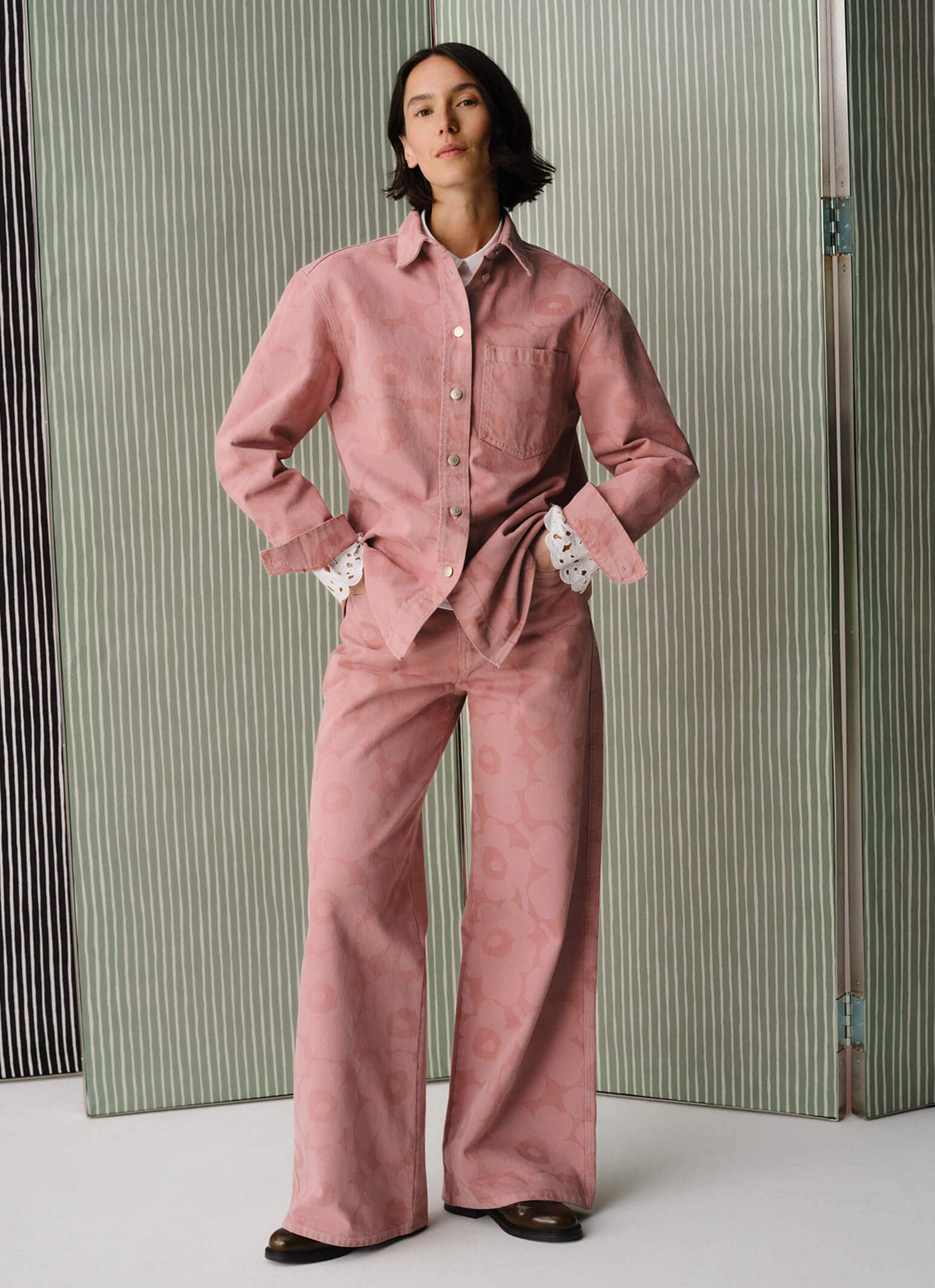 Tiara テーブルクロス 140×140cm | Erja Hirvi | Marimekko