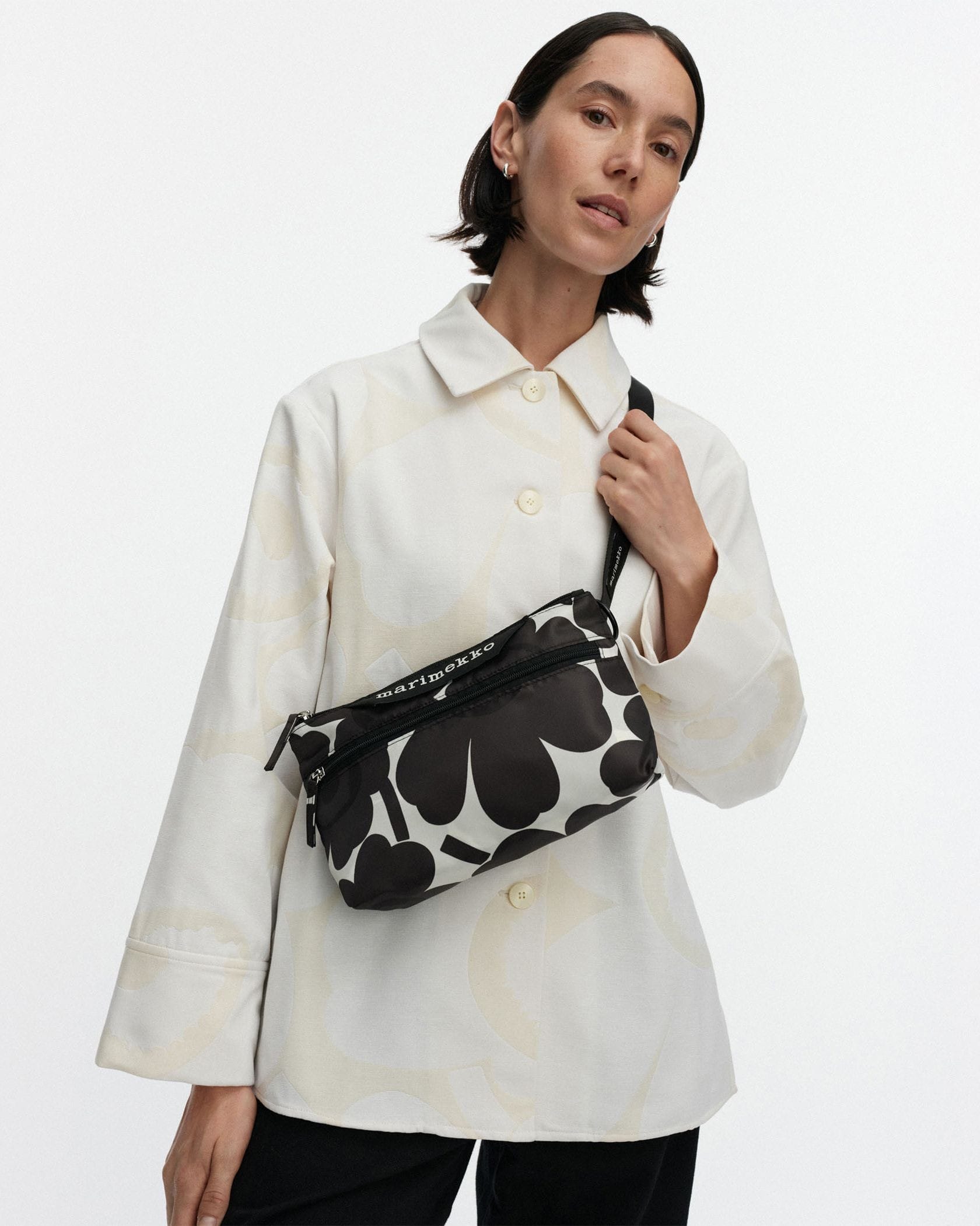 Neat Crossbody Unikko S ショルダーバッグ | Maija Isola | Marimekko